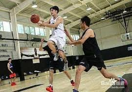 反诈拆解：假平台为何偏爱夜间操作？（夜幕下的骗局：假平台为何偏爱深夜出击？）