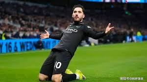 记者：埃斯特旺已抵达伦敦，将于周一加入切尔西的训练