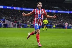 里程碑，弗拉泰西完成了代表国米的第100场比赛