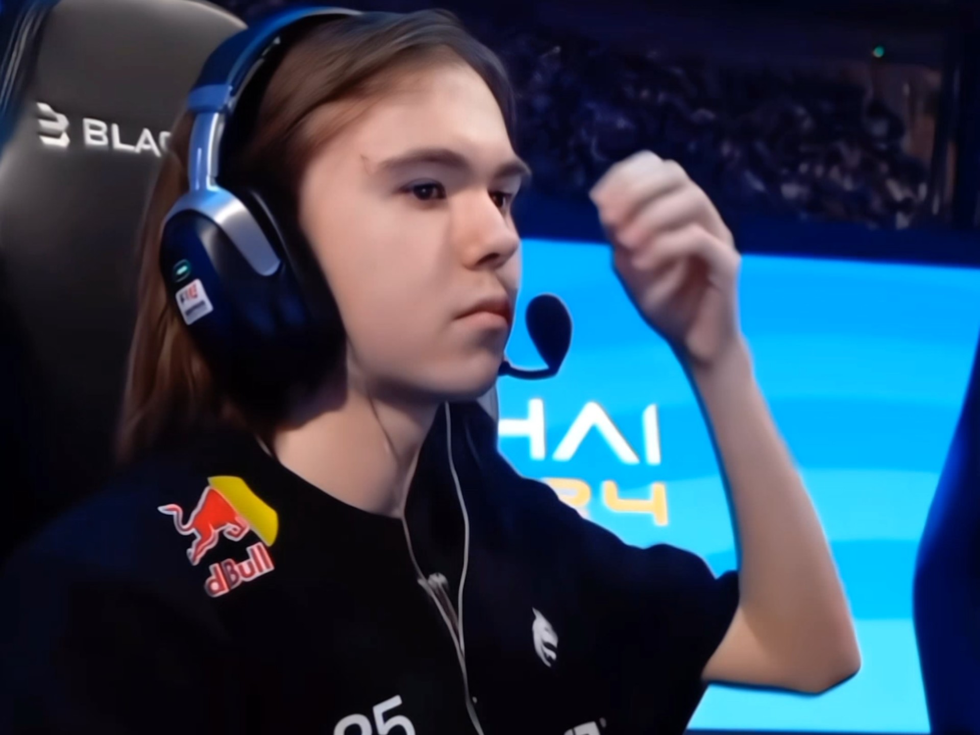 包括几位主 包括几位主